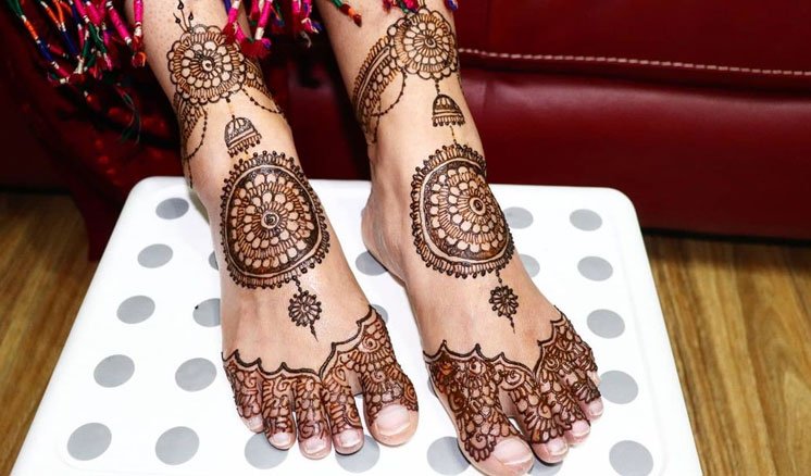 Henna design for celebration and festive styling